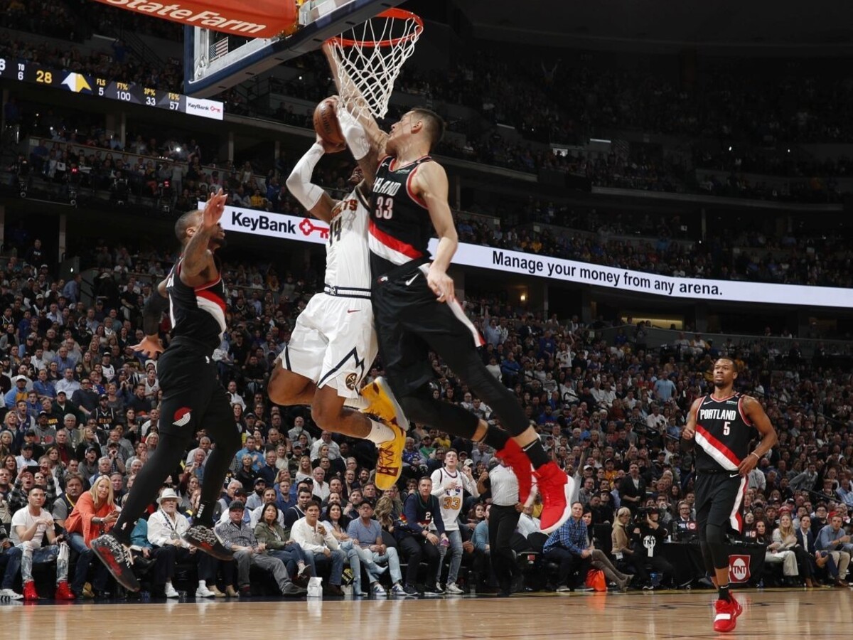 NBA: Denver a Toronto sú po výhrach už len krok od finále