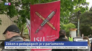 Učitelia protestovali. Nepáči sa im zákon o pedagogických zamestnancoch