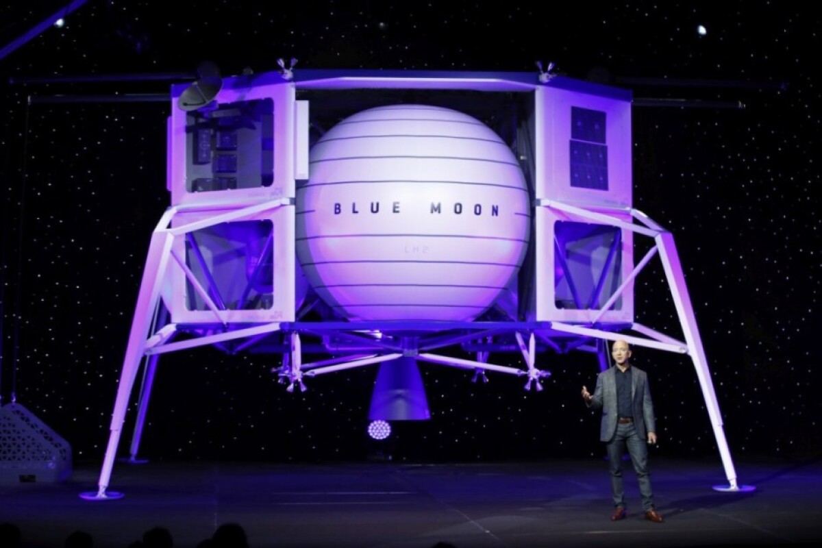 bezos-blue-origin-49522-1e31c6e511a8480699d779a8ea1891f0_355c046c.jpg