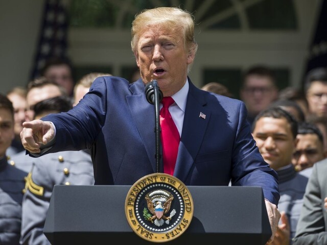 Môže byť aj horšie. Uzavrime dohodu teraz, varoval Trump Čínu