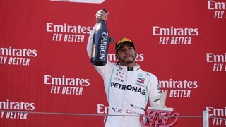 V Španielsku vyhral Hamilton, do vedenia sa dostal už v prvej zákrute