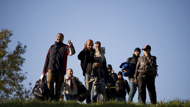 Prisťahovalecké desatoro. Migranti majú podpísať kódex správania