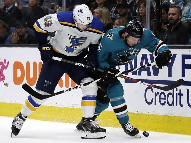 NHL: San Jose doma zaváhalo so St. Louis, stav série je 1:1