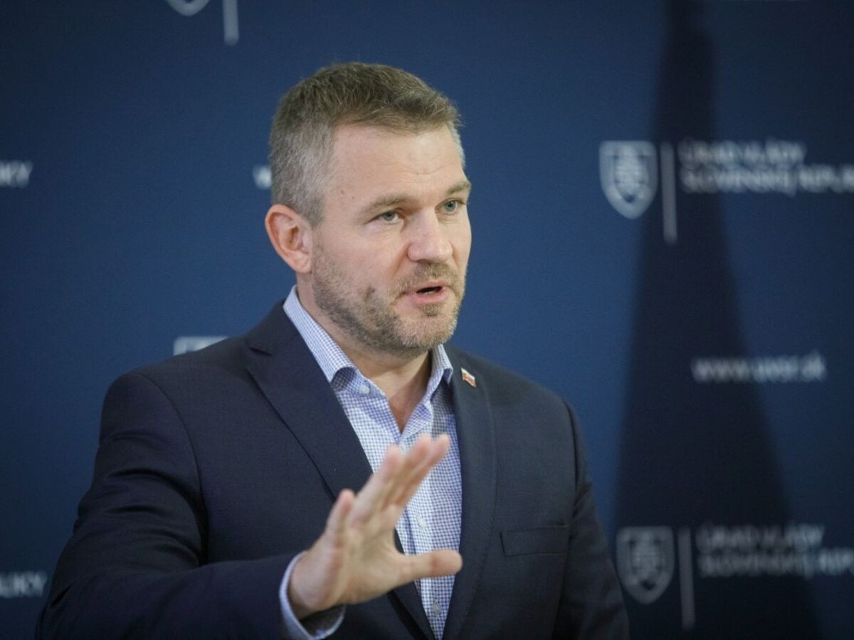 Banda lúzrov? Premiér kritizoval Blahu za jeho slová o EÚ