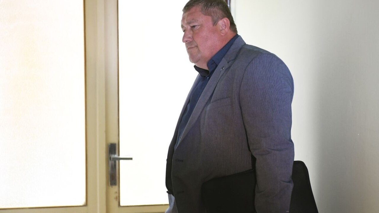 Kováčik údajne dovolil zastaviť vyšetrovanie Bašternáka, trestu sa vyhol