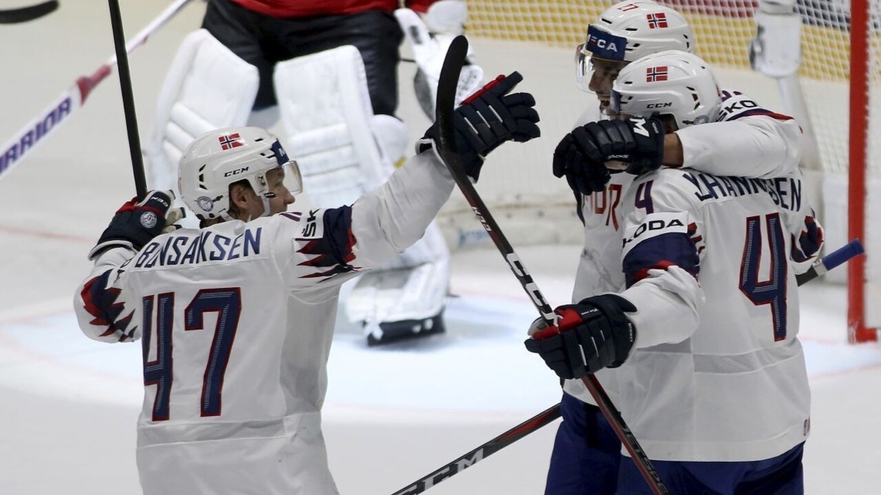 Nórsko si poradilo s Rakúšanmi, ďalší debakel Talianska