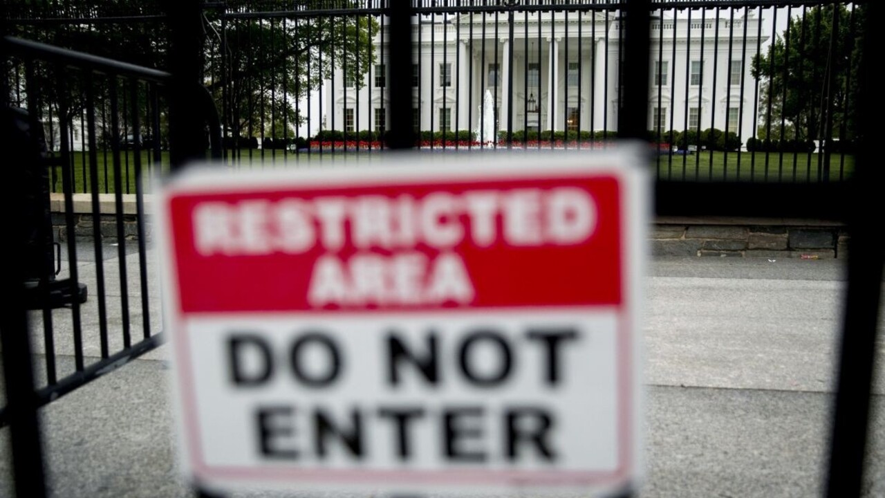 Biely dom zakázal vypovedať bývalému poradcovi Trumpa