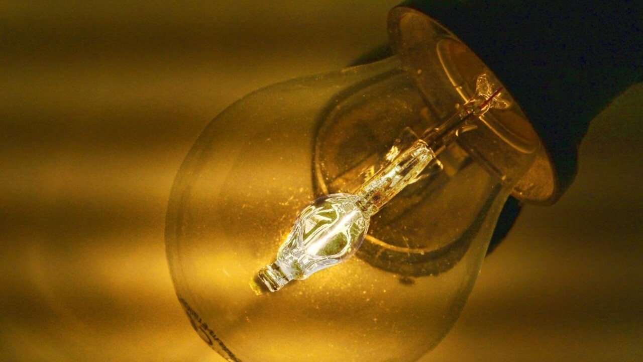 žiarovka svetlo lampa 1140px (TASR/Pavel Neubauer)