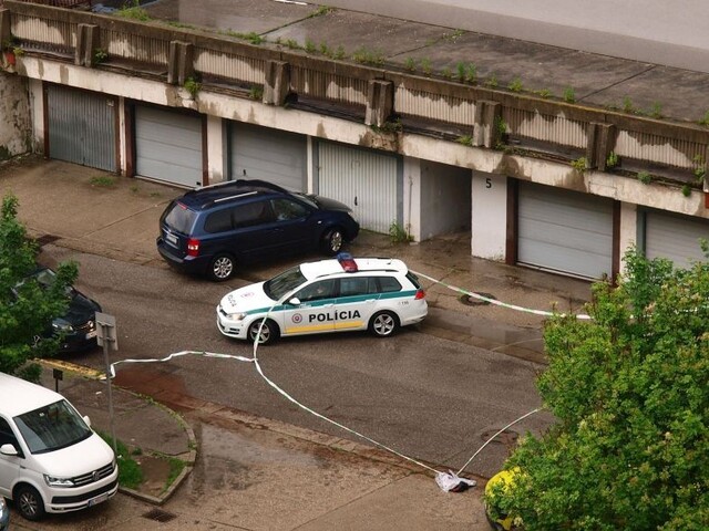 Polícia odvolala mimoriadne pátranie, strelec z Petržalky je mŕtvy