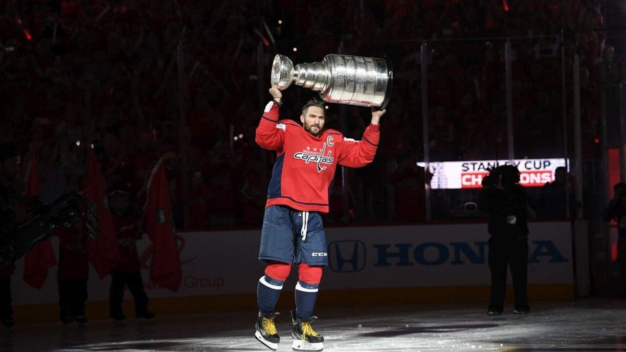 NHL: Čaká nás boj o Stanleyho pohár, séria sa môže natiahnuť