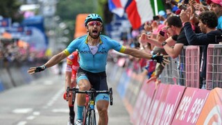 Z výhry v 15. etape na Giro d'Italia sa tešil domáci cyklista
