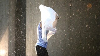 Opäť nás čakajú búrky, meteorológovia varujú aj pred povodňou