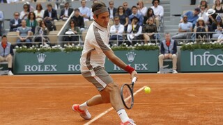 Roland Garros zatiaľ bez prekvapení, Federer potvrdil post favorita