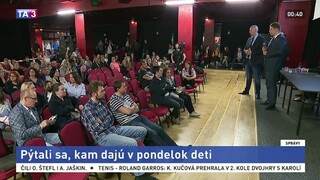Starosta čelil nahnevaným rodičom, vysvetľoval situáciu so škôlkami