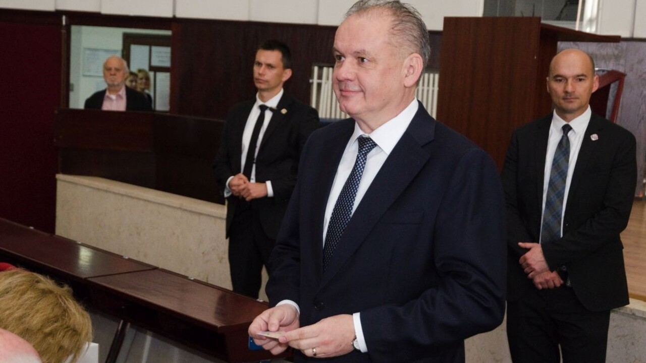 V4 by mala podporiť Šefčoviča, tvrdí Kiska. Ocenil jeho skúsenosť