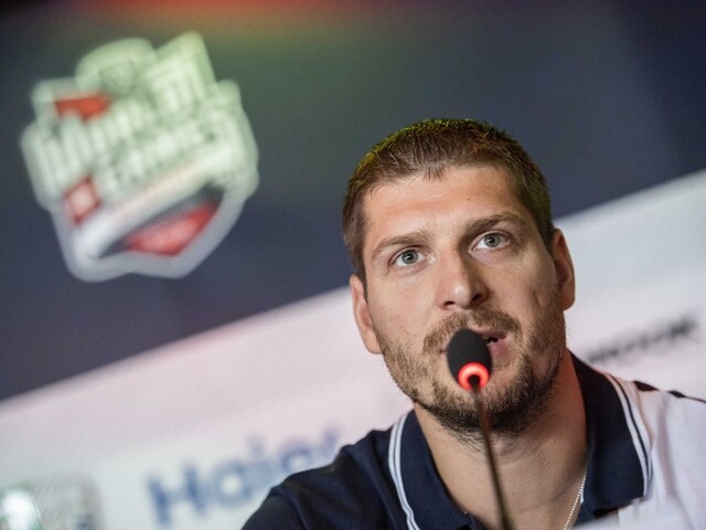 Mrzí ma, že Slovan skončil v KHL, reaguje na zmenu Sersen