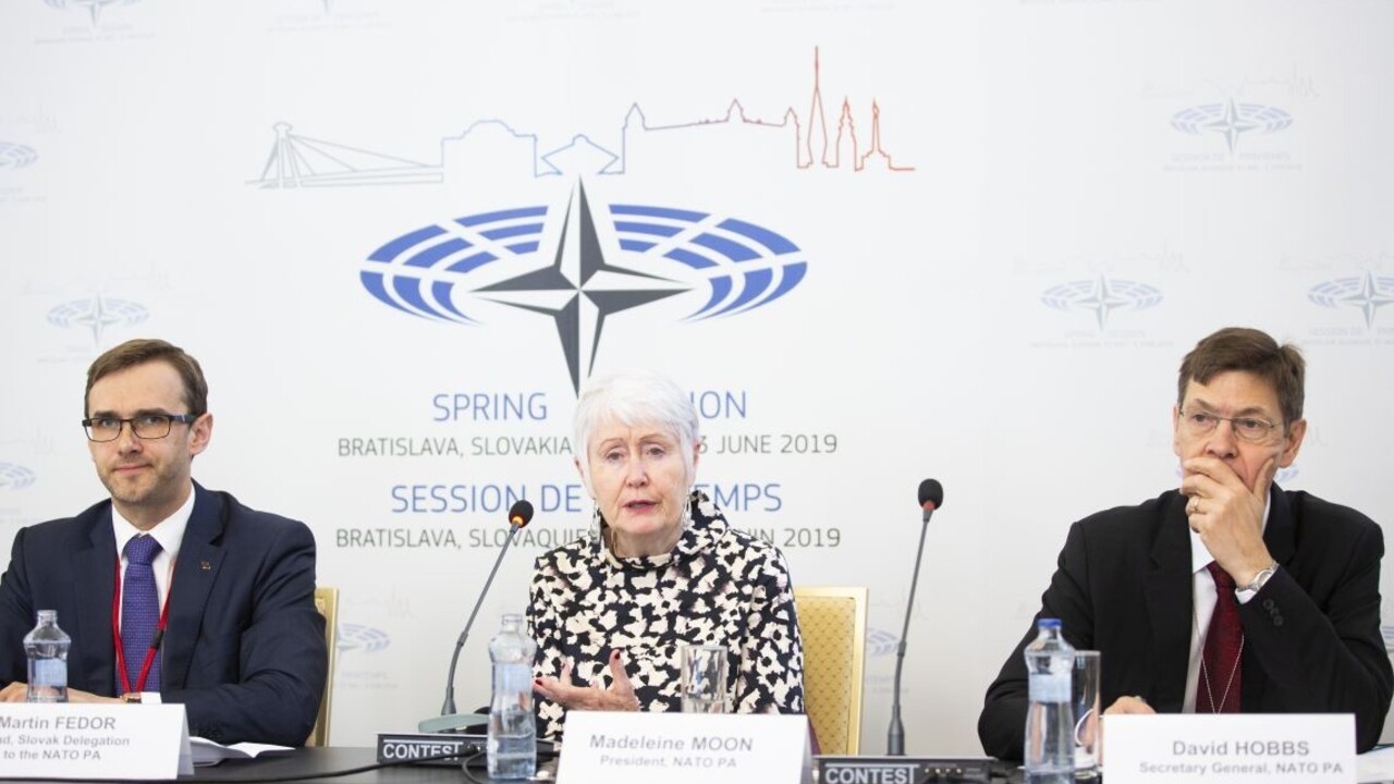 Bratislava hostí diplomatov, vodičov čakajú dopravné obmedzenia