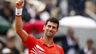 Nišikori postúpil do štvrťfinále dvojhry, ďalej ide aj Djokovič