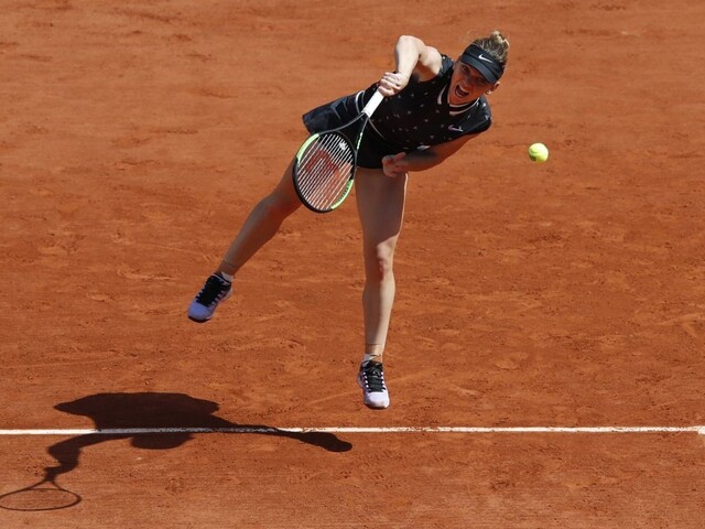 Halepová deklasovala na French Open Poľku a postúpila ďalej
