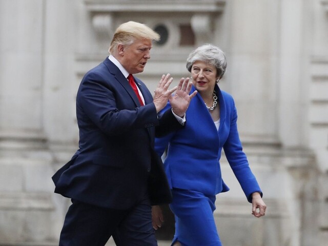 Trump sľubuje fenomenálnu dohodu, protesty sú vraj len drobnosť
