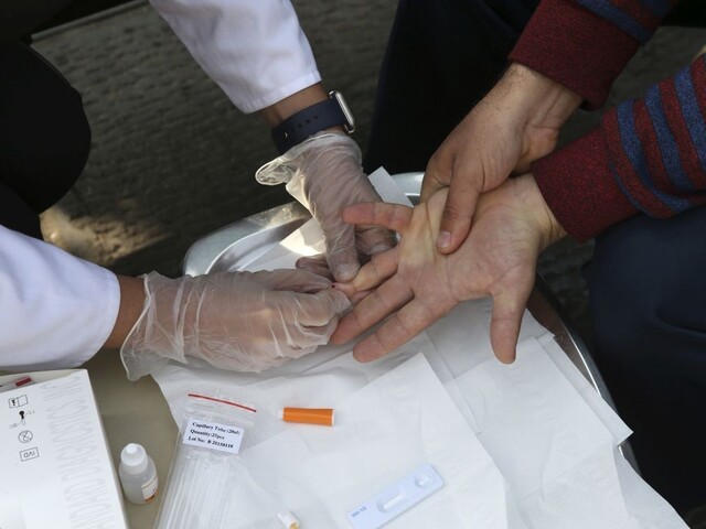 Počet ľudí nakazených HIV na Slovensku výrazne stúpol