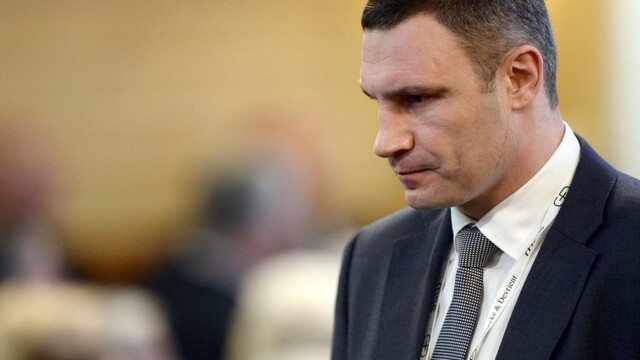 Kličkova strana zabojuje o parlament, má ponuku pre Saakašviliho