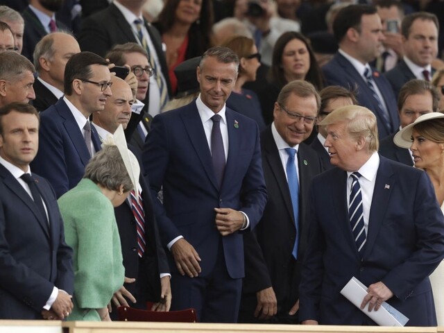 Raši navštívil cintorín s padlými slovenskými hrdinami z vojny