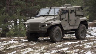 Vyhlásili súťaž na stovky vojenských vozidiel 4x4 za stámilióny