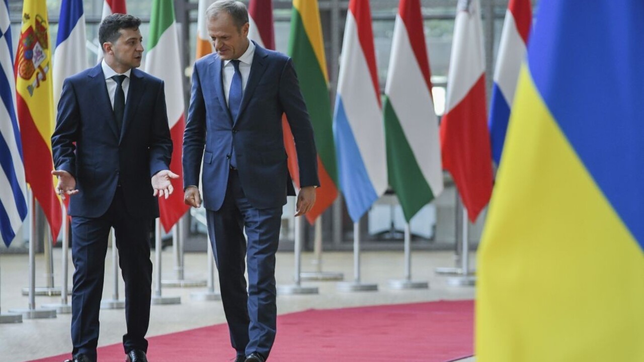 Zelenskyj ako prvý navštívil Brusel, hovoril o sankciách pre Rusko