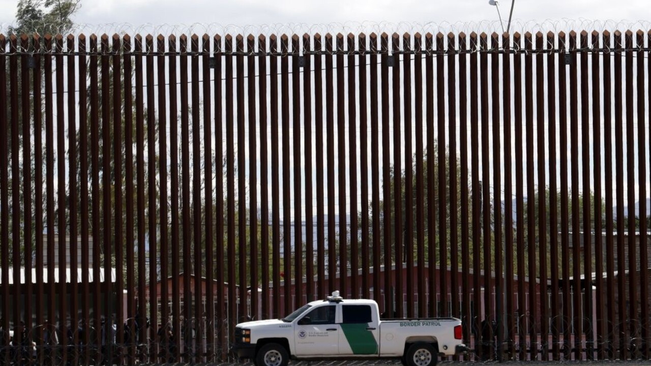 Mexiko ustupuje Trumpovi, migrantov chce zastaviť armádou