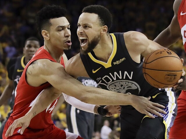 NBA: Thompson Golden State nepomohol, Toronto je krok od titulu