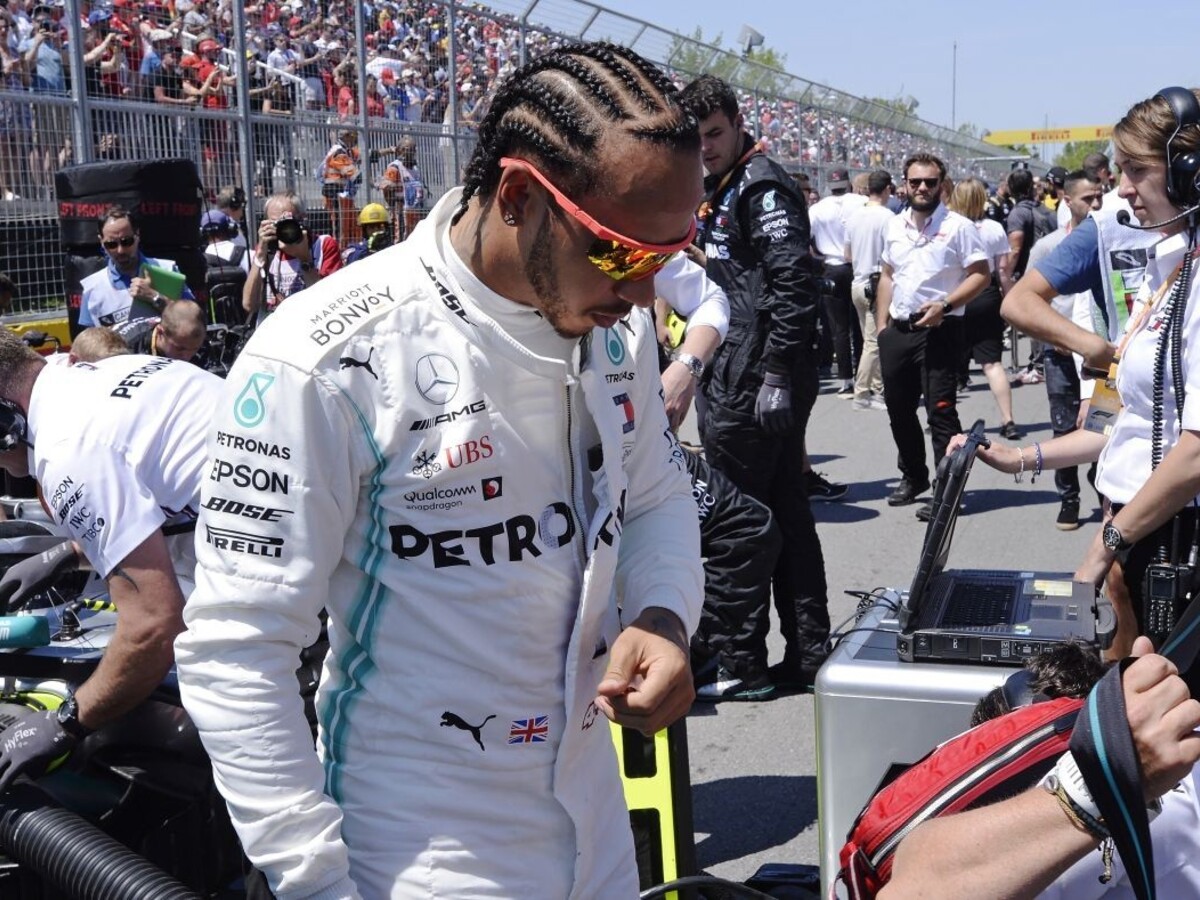 Mercedes na čele. Na Veľkej cene Kanady triumfoval Hamilton