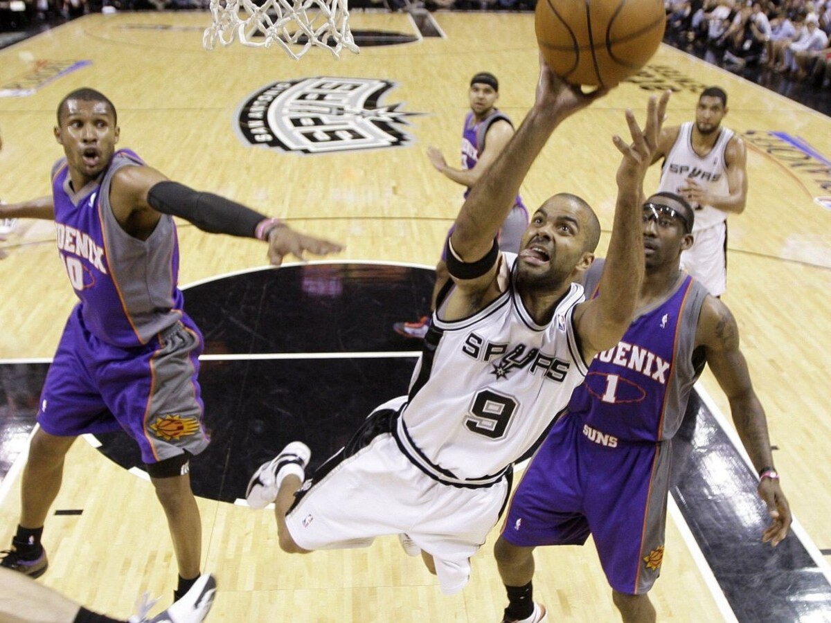 Legendárny hráč NBA odchádza, Tony Parker ukončil kariéru
