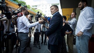 Fico obieha regióny, odštartoval diskusiu o budúcnosti strany