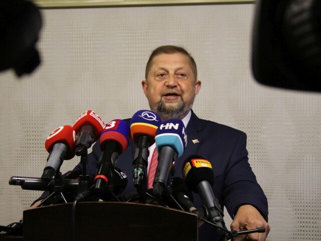 Počkajte s inauguráciou, odkazuje Harabin novej prezidentke