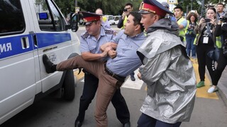 V Kazachstane potrestali 1000 ľudí, protestovali proti voľbám