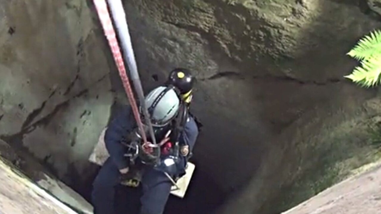 Jedna z obetí, ktorú našli mŕtvu v studni v Senici, bol policajt