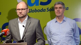 Bugár odmieta balíčky za miliardu, Sulík sa sekery v rozpočte nebojí