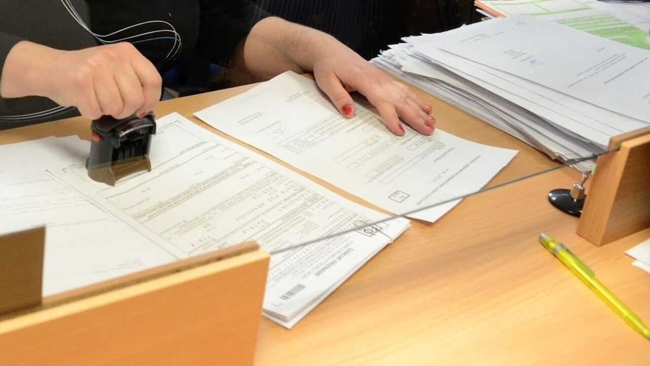 Niektoré potvrdenia na úradoch končia, zákon definitívne schválili