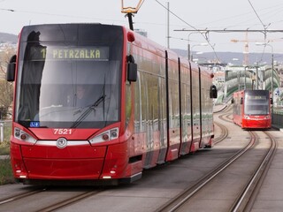 Bratislavu čakajú zmeny. Trasy električiek sa menia už cez víkend