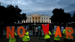 Politológ J. Lenč o vyostrených vzťahoch medzi USA a Iránom