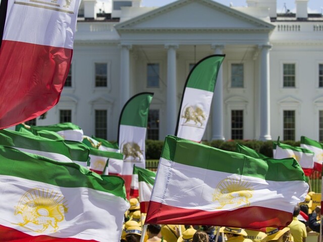 Irán reagoval na plánovaný zásah USA, zintenzívnil hekerské útoky