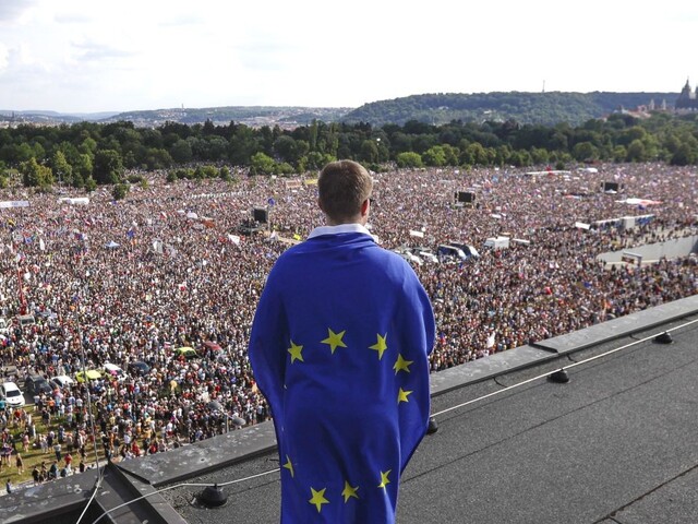 Babiš kritizoval obrovské protesty. Česi sa vraj nikdy nemali tak dobre