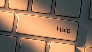 Falošné správy či kyberšikana, Facebook by vládne zásahy privítal