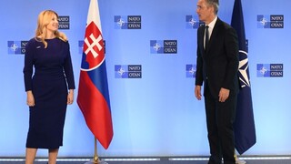Brusel prezidentka nevníma ako zahraničie, stretla sa so šéfom NATO