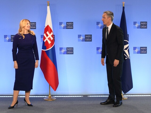 Brusel prezidentka nevníma ako zahraničie, stretla sa so šéfom NATO