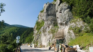 Na problémové Strečno doplácajú miestne firmy, začínajú pritvrdzovať