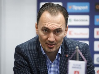 Kto sa stane prezidentom slovenského hokeja? V hre sú tieto mená