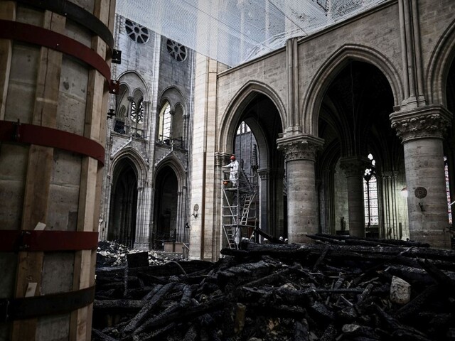 Dôkazy o opaku neexistujú. Požiar Notre-Dame nebol založený úmyselne
