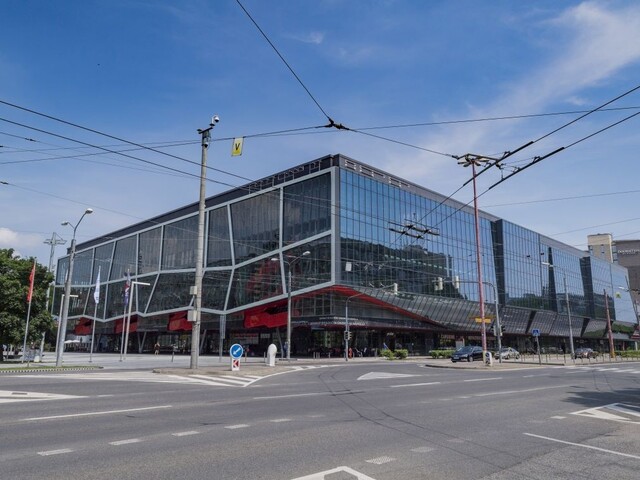 Stihol to. HC Slovan splatil svoj viac ako miliónový dlh mestu